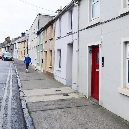 The Red Keep Fab Location - Two Bed - Two Bathrooms -townhouse Apartment *