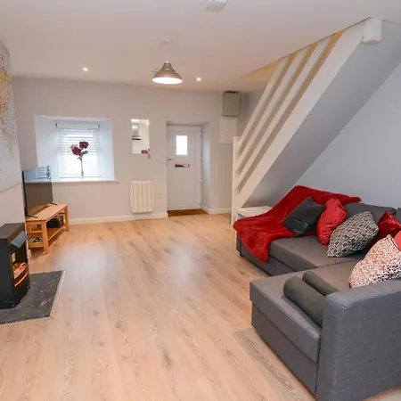 Apartment The Red Keep Fab Location - Two Bed - Two Bathrooms -townhouse *